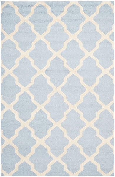 Tapis Cannen géométrique en laine tuftée à la main, bleu clair/ivoire, 90 x 150 cm