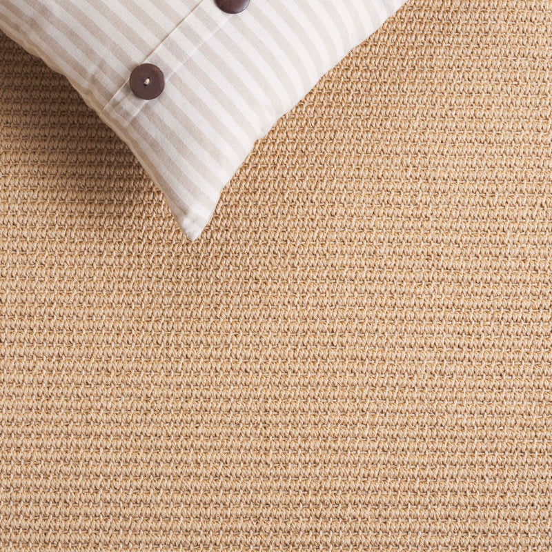 Hulene 109 corn / beige carpet
 (6ftx6ft) Square