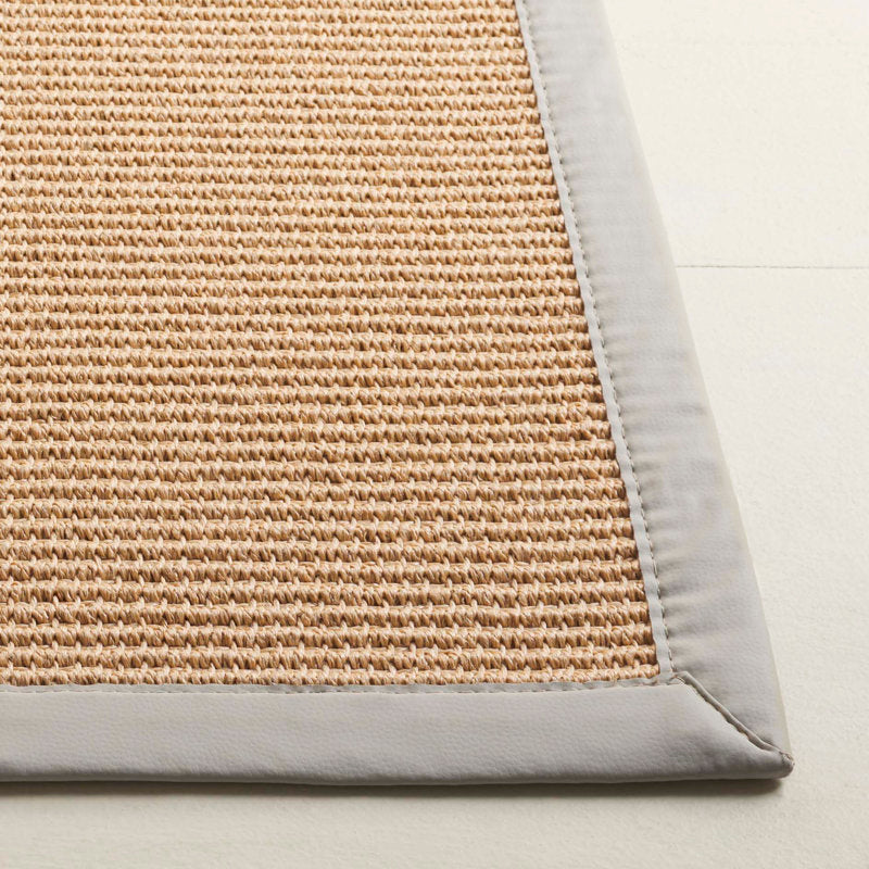 Hulene 109 corn / beige carpet
 (6ftx6ft) Square